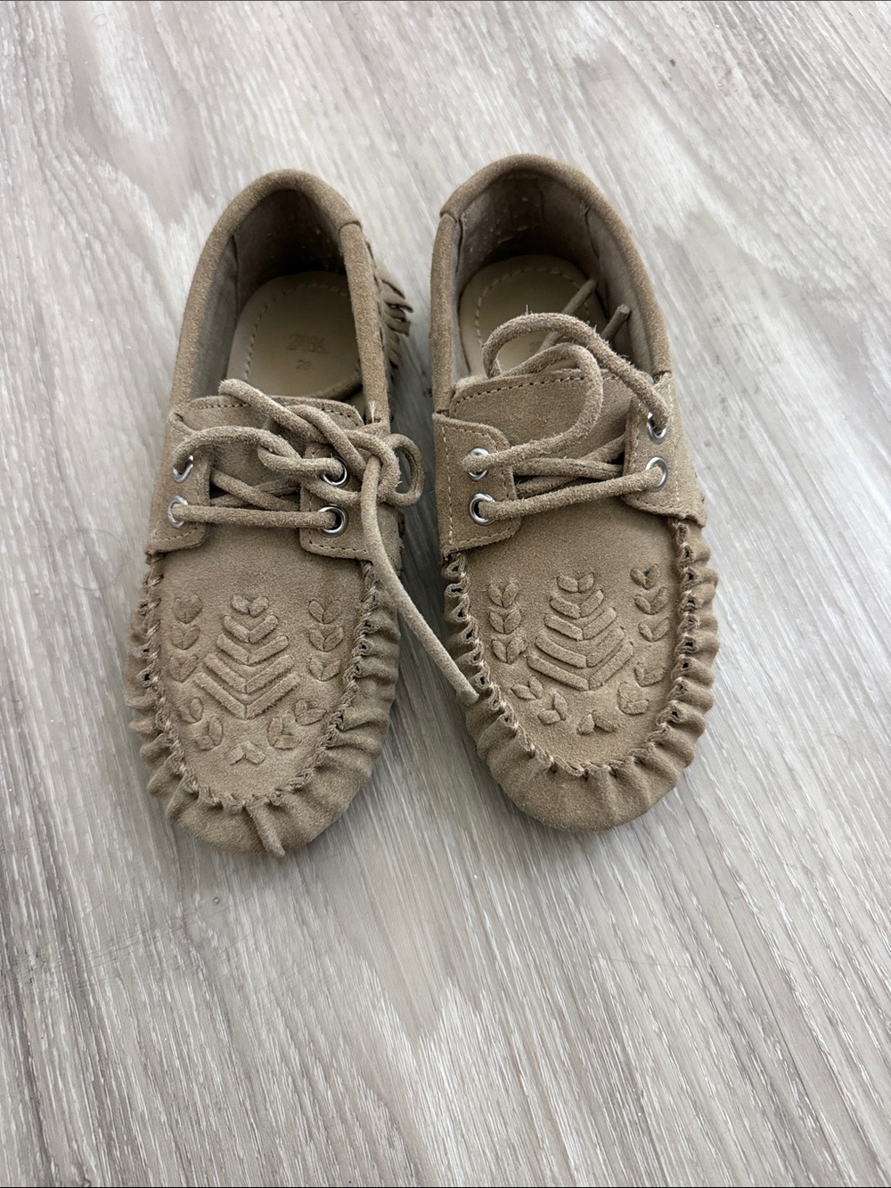 Zara Kids Suede Moccasin Lace-Up Shoes in Beige